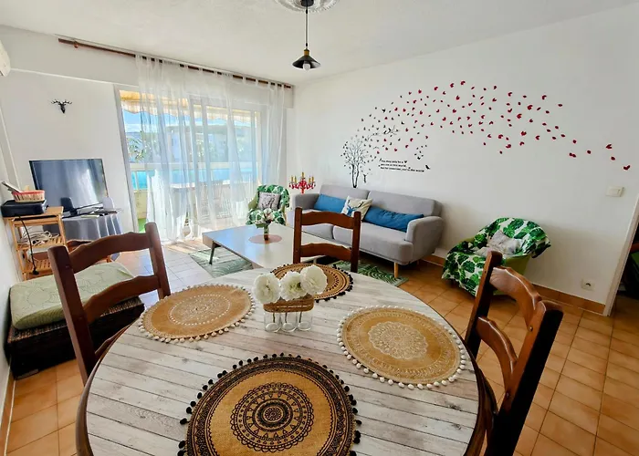 2 Bedroom Flat With Terrasse & Car-Park Nice Ouest