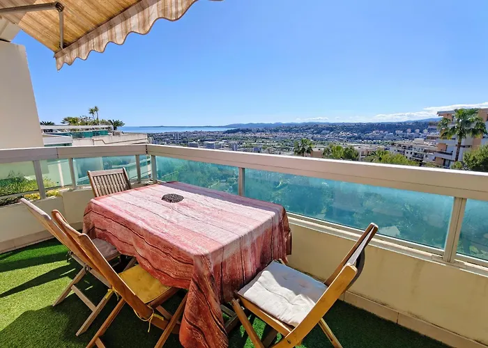 2 Bedroom Flat With Terrasse & Car-Park Nice Ouest